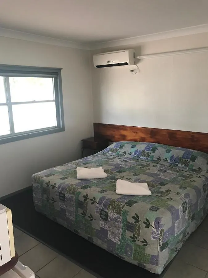 Blackall Coolibah Motel 2*,